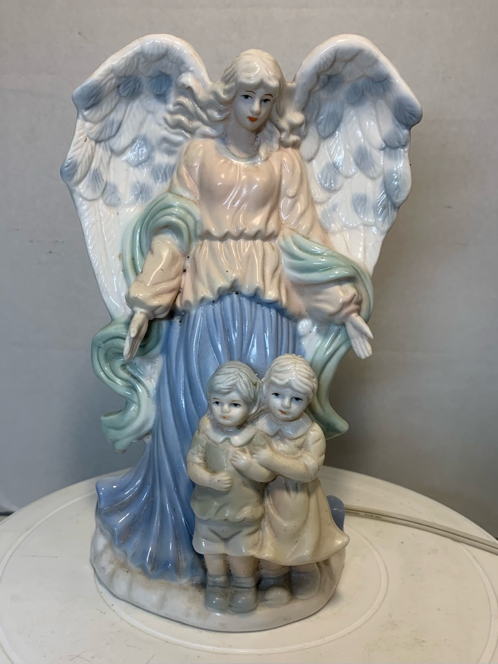 Vintage Porcelain Guardian Angel Night    3423
